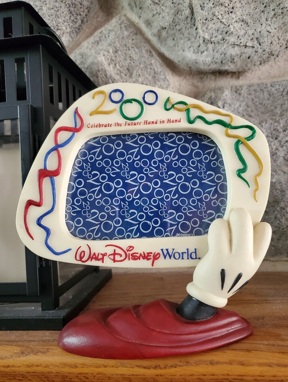 2000 Walt Disney World Picture Photo Frame 'Celebrate The Future Hand In Hand'
